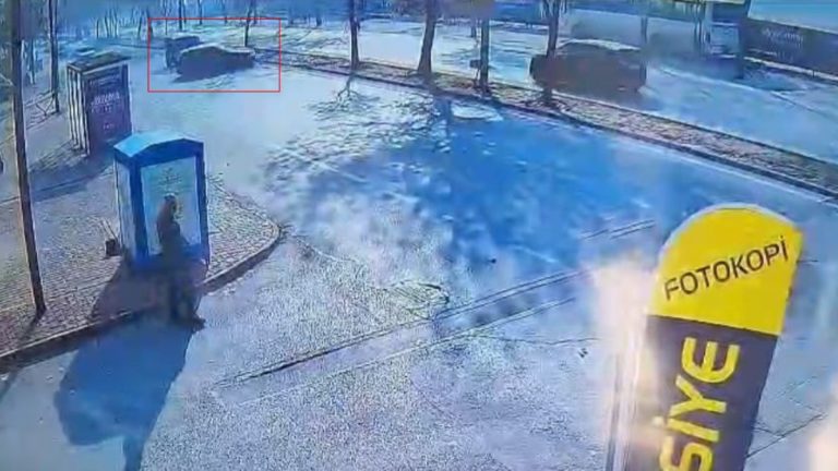 Konya’da makas atan otomobil ağaca çarpıp takla attı: 1 ölü