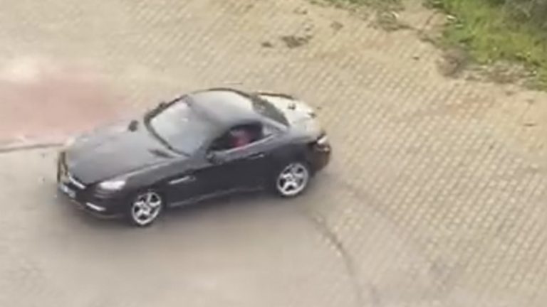 Maltepe’de vale, müşterinin otomobiliyle drift yaptı