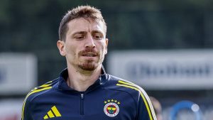 Mert Hakan Yandaş’tan Fenerbahçe taraftarına mesaj