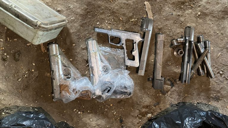 Rize’de kaçak silah atölyesine jandarma baskını