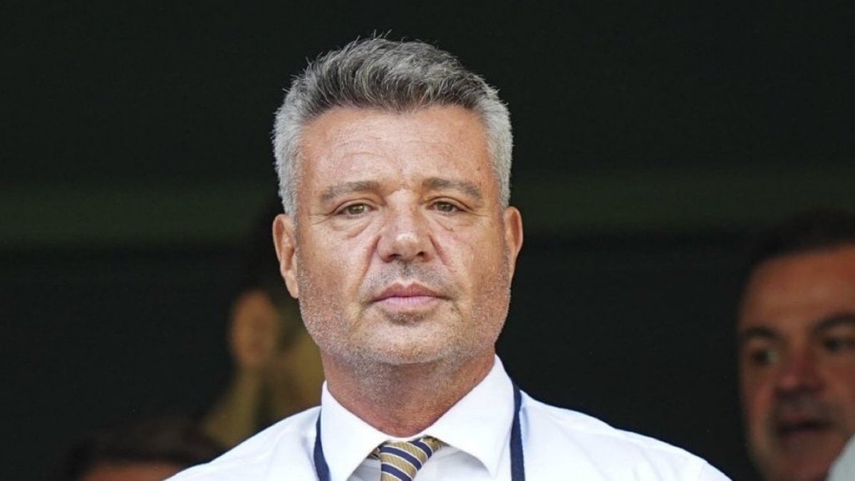 Sadettin Saran’dan adliye sonrası ilk fotoğraf