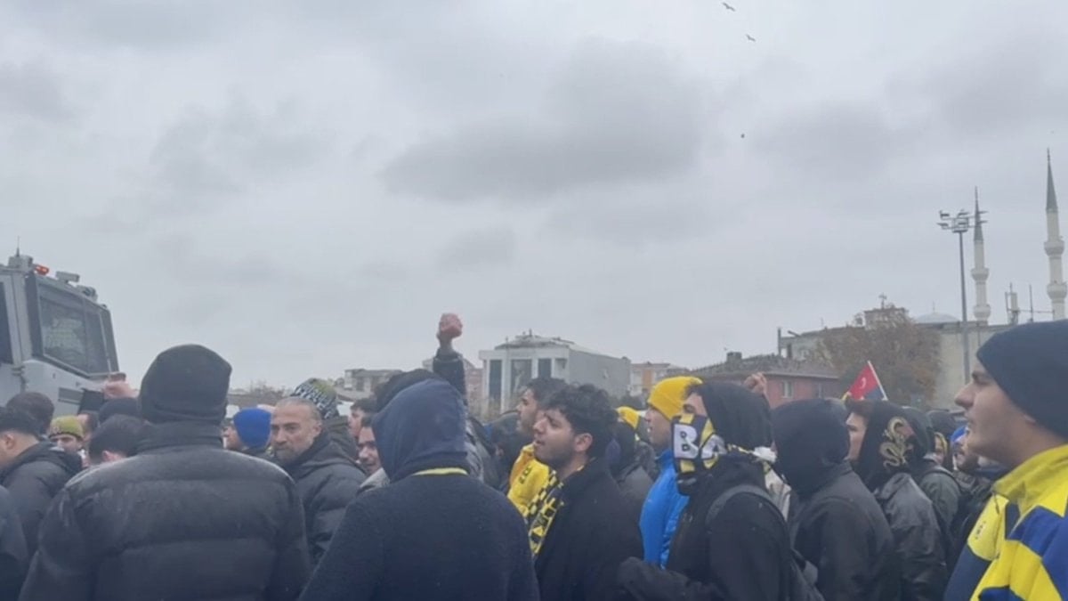 Sadettin Saran’in savcılık ifadesi başladı: Fenerbahçeliler adliye önünde toplandı