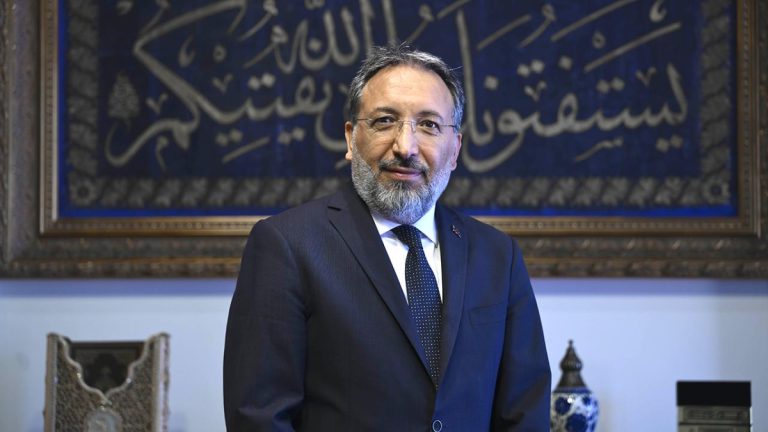 Safi Arpaguş: Üç aylar, bizler için hata ve günahlarımız için af dileme fırsatıdır