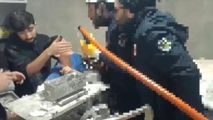 Şanlıurfa’da kolu hamur makinesine sıkışan çocuğu itfaiye kurtardı