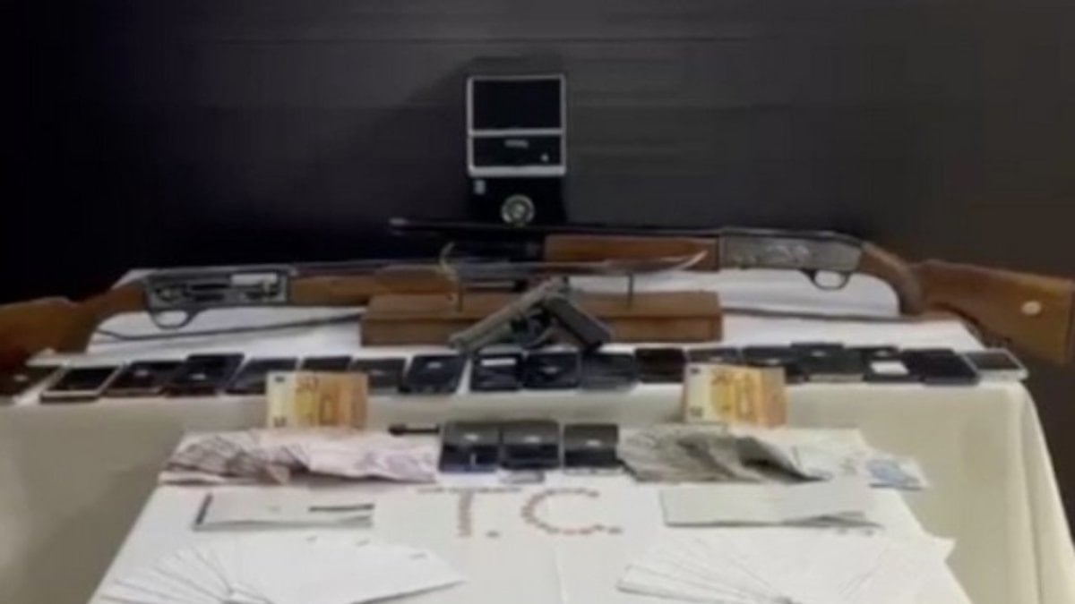 Senet oyunu deşifre edildi: Milyonluk araç dolandırıcılığına 7 tutuklama