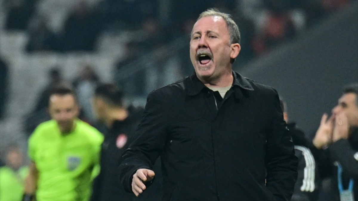 Sergen Yalçın: Bomba elimde patladı