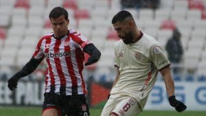 Sivasspor, Bandırmaspor’u iki golle geçti