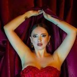 Yerli ve Milli Adele Feyruz Barış Sahnede Fırtına Gibi