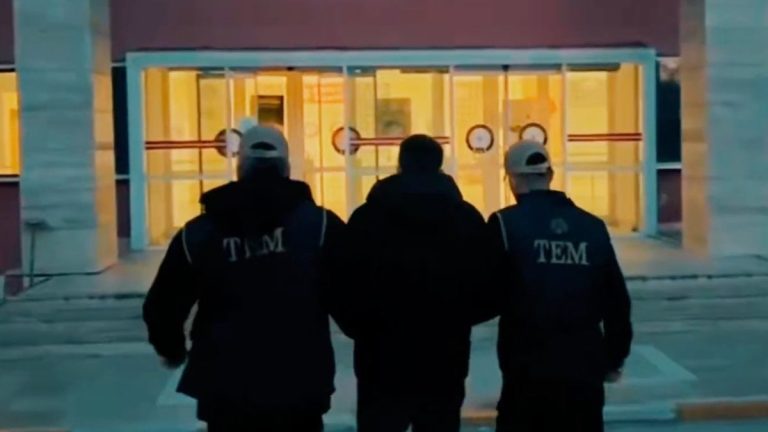 46 ilde FETÖ operasyonu: 82 tutuklama