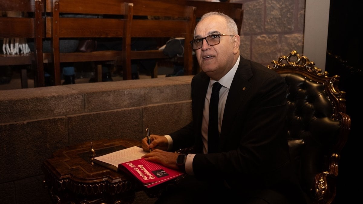 A Milli Kadın Voleybolculara ithaf edilen kitap “Enheduanna” tanıtıldı