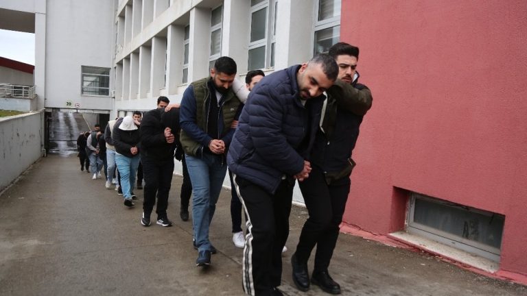 Adana merkezli 6 ilde yasadışı bahis operasyonu