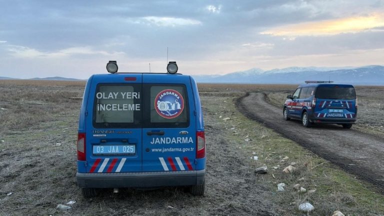 Afyonkarahisar’da birlikte ava gittiği arkadaşını yanlışlıkla kafasından vurdu