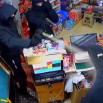 Afyonkarahisar’da market sahibine dehşeti yaşattılar: Gaspçıları polis yakaladı