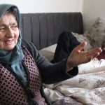 Amasya’da engelli evlatlarına ömrünü adayan kadına yılın annesi ödülü verildi