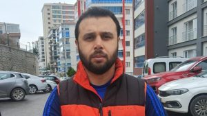 Ankara’da sahipsiz köpekten kaçarken düştü, bileği kırıldı