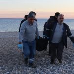 Antalya’da balık tutan bir kişinin oltasına ceset takıldı