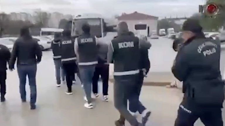 Antalya’da Bayğaralar suç örgütüne operasyon: 12 tutuklama