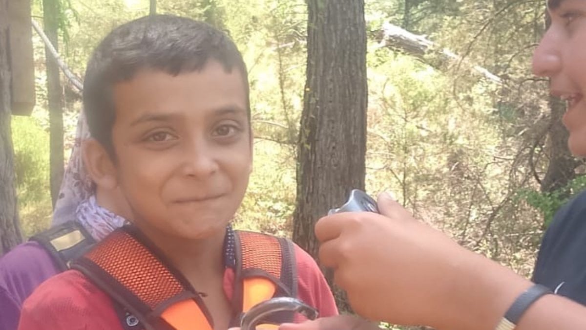 Antalya’da kaybolup Adana’da bulundu: 11 yaşındaki Ali’den sevindiren haber