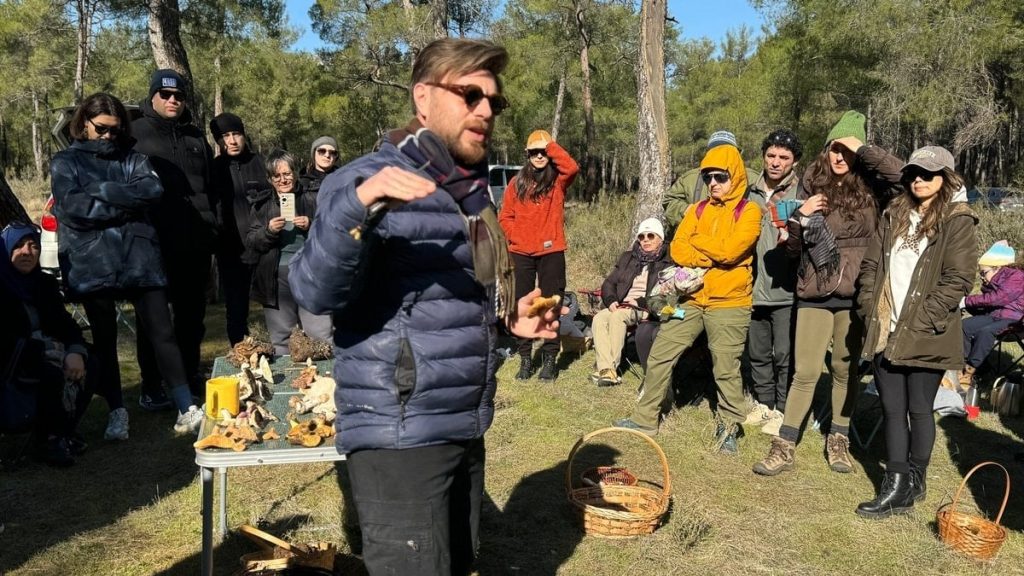 Antalya’da ‘mantar avcıları’ doğada buluştu