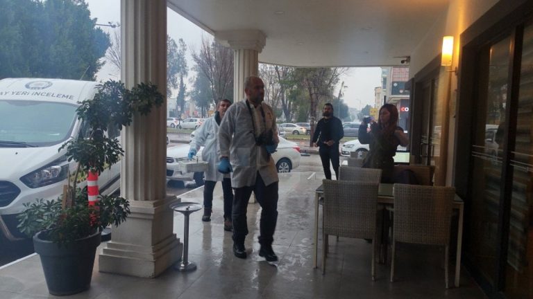 Antalya’da otel banyosunda yüzüstü şekilde ölü bulundu