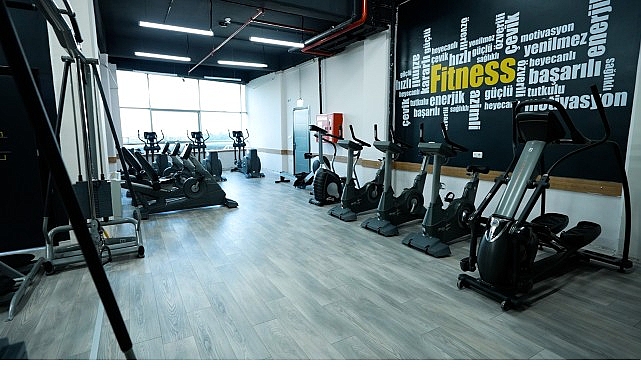 Avcılar Belediyesi Fitness Salonunu Yenilenen Yüzüyle Hizmete Sundu