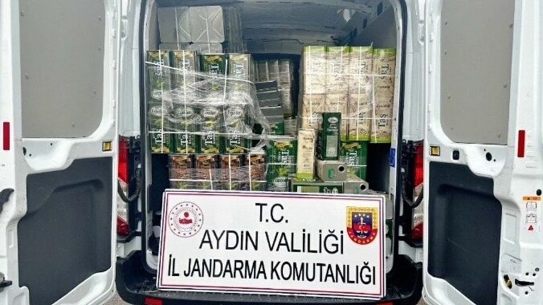 Aydın’da sahte zeytinyağı, bal ve nar ekşisi ele geçirildi