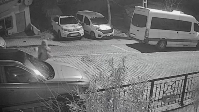 Başakşehir’de gece yarısı levye dehşeti