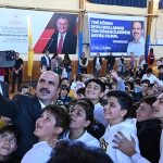 Başkan Altay Karne Alan Öğrencileri Tebrik Etti