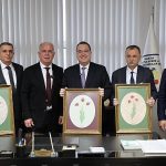 Başkan Dutlulu Pazarcılar Odası’na Müjdelerle Gitti