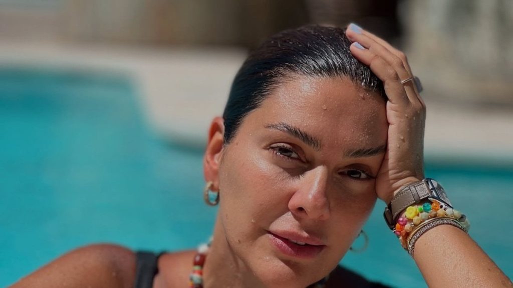 Bergüzar Korel sporda! Sosyal medyadan fotoğraf yayınladı