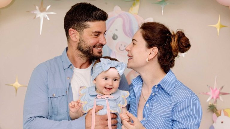 Berk Oktay ve Yıldız Çağrı Atiksoy’dan yeni aşk karesi