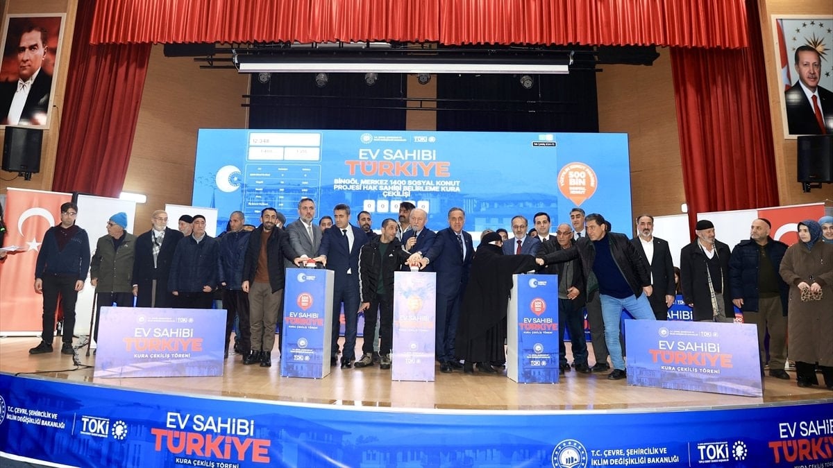 Bingöl’de Yüzyılın Konut Projesi ile yapılacak konutların hak sahipleri kurayla belirlendi