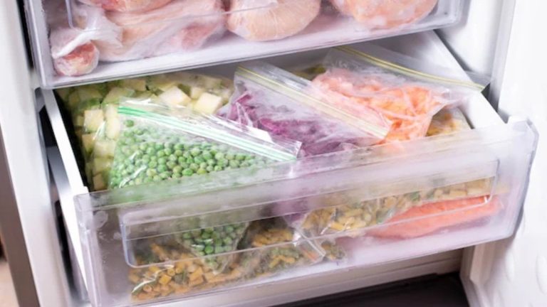 Bu yiyecekleri ikinci kez donduran yandı: Bakteriler hızla çoğalıyor