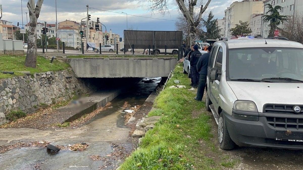 Bursa’da 3 metre yükseklikten dere yatağına düşüp can verdi