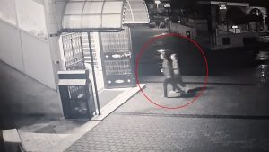 Bursa’da eşinin şiddetinden kaçmak için camiye sığındı