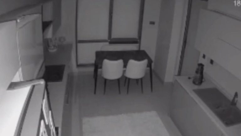 Bursa’da yeni teslim edilen binada mutfak tavanı çöktü