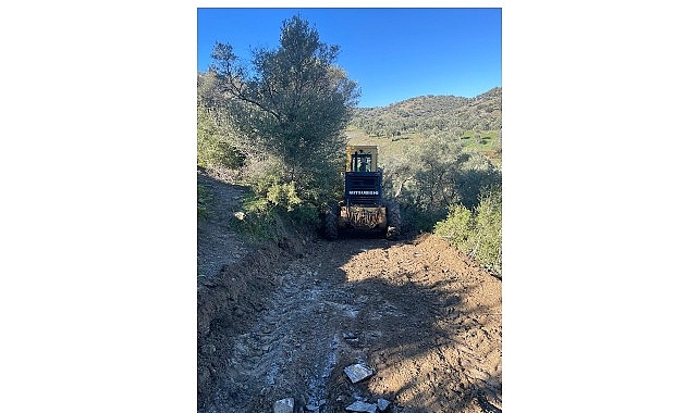Büyükşehir Belediyesi Aydın’ın Tüm İlçelerinde Çalışmalarını Sürdürüyor