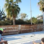 Büyükşehir Belediyesi’nden hortumdan zarar gören üreticiye destek