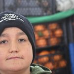 Çarşamba Pazarı Esnafına Eldiven ve Bere Desteği