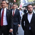 CHP’li Ahmet Akın’ın sağ kolu gözaltına alındı