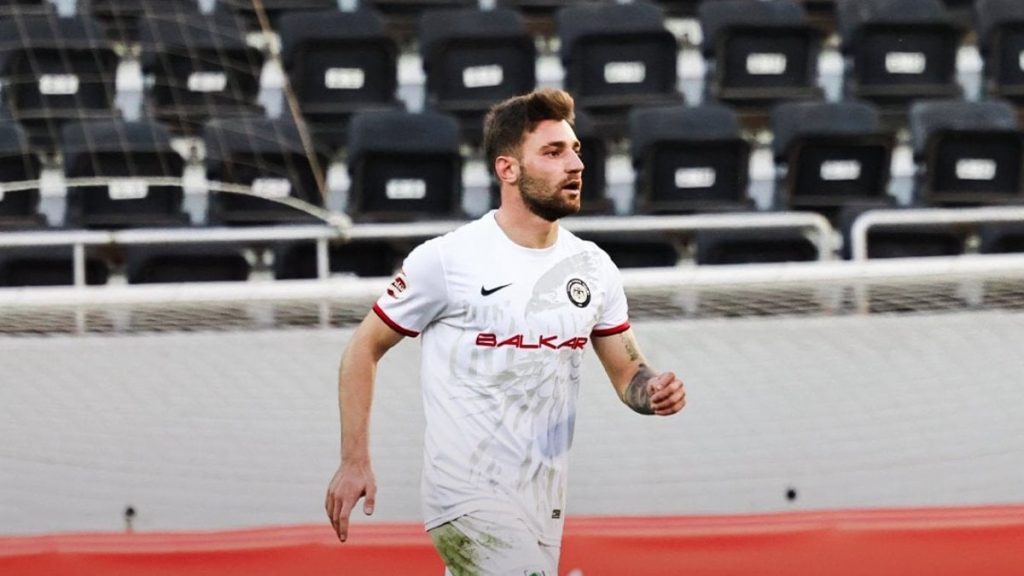 Çorum FK’da Kadir Seven, Zulte Waregem’e transfer oldu