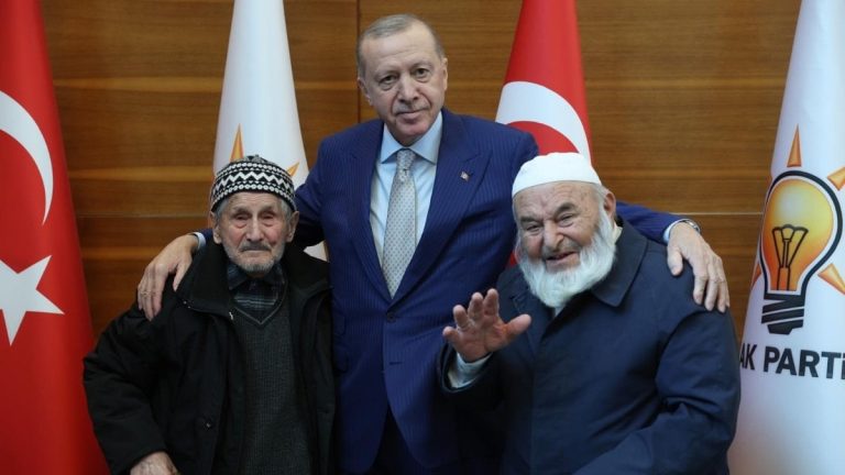 Cumhurbaşkanı Erdoğan ile buluşan Yılmaz’dan anlamlı sözler: O benim manevi torunum