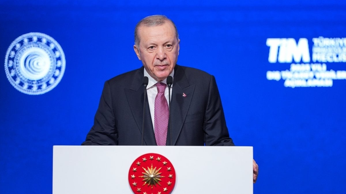 Cumhurbaşkanı Erdoğan: Türkiye’yi yanına alan kazanacak, karşısına alan kaybedecektir