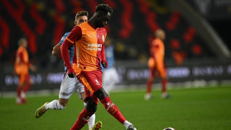 Davinson Sanchez, Galatasaray’da 100. maçına çıkacak
