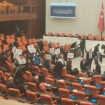 DEM Parti’den TBMM’de Suriye protestosu