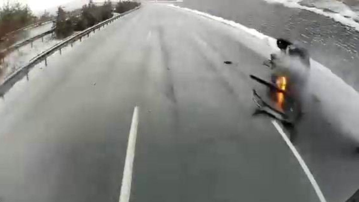 Diyarbakır’da gizli buzlanma ve hız kazaya yol açtı