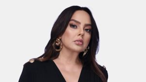 Ebru Gündeş’ten İran paylaşımı