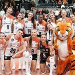 Eczacıbaşı Dynavit, ligde üst üste 9. galibiyetini aldı