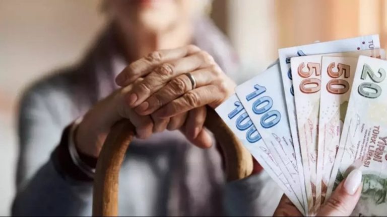 Emeklilere müjdeli tarih! 3 gün kaldı: Zamlar geliyor…
