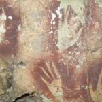 Endonezya’da 67 bin yıllık el izi keşfi: Tarihin en eski kaya sanatı olabilir